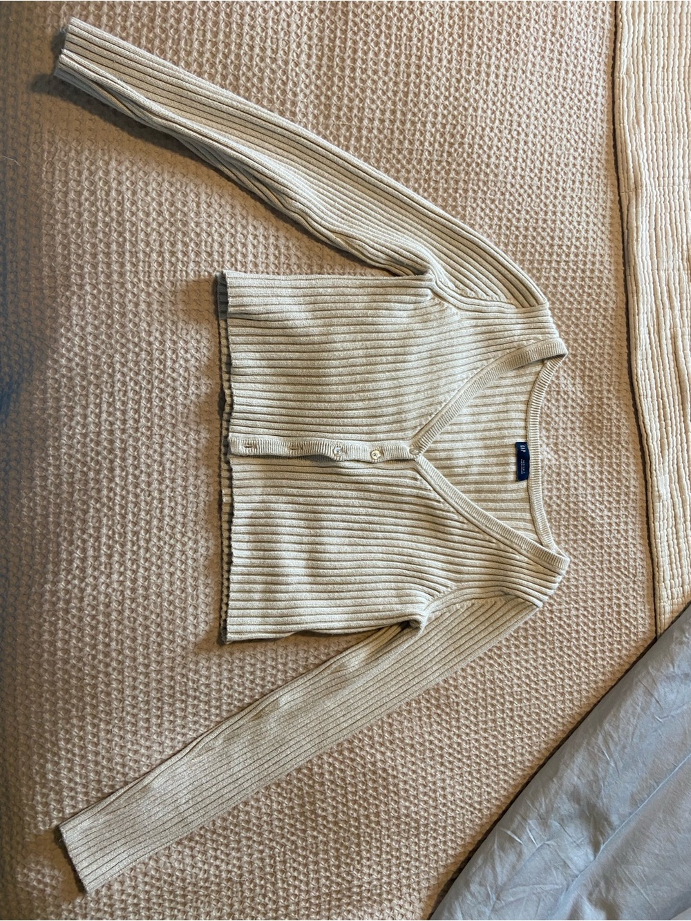GAP Women's  Ribbed V-Neck Button-Front Cardigan - Cream/beige - Picture 2 of 3
